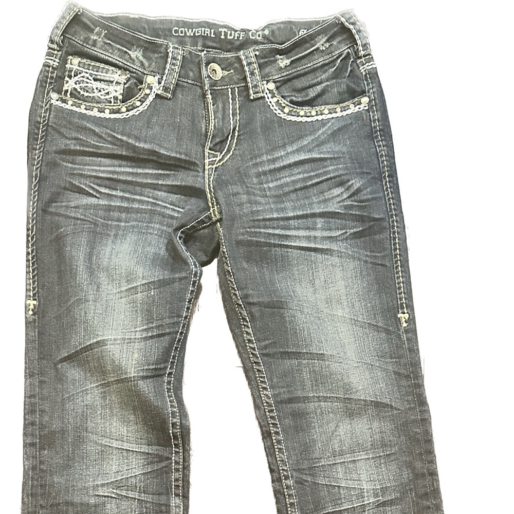 Cowgirl Tuff Co western jeans. Size 26. Length 33